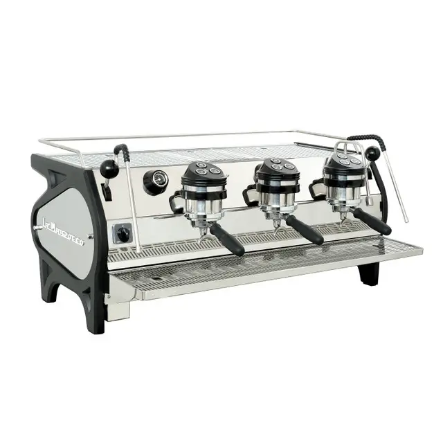 strada av 3 group la marzocco strada av vs synesso mvp hydra vs slayer 2 group